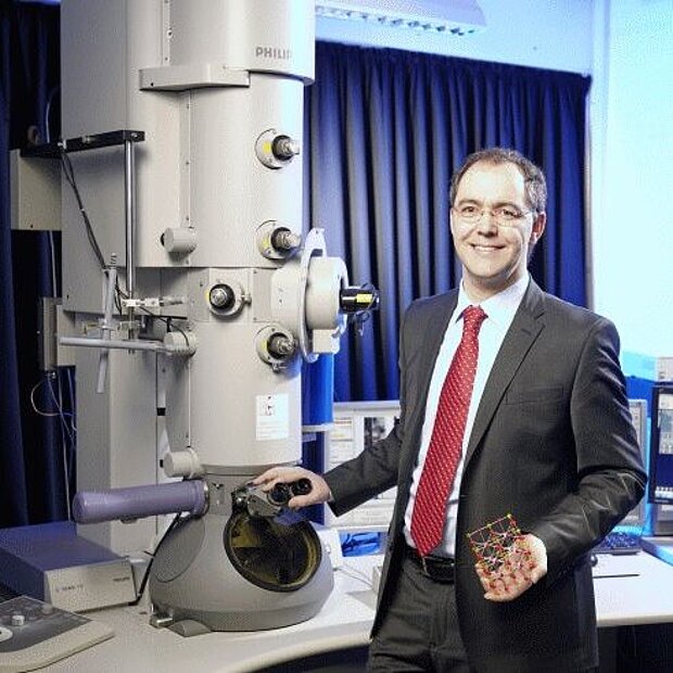 Great photo showing Dr. Gemming at TEM