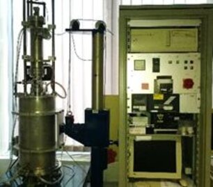 High-temperature viscosimeter Device