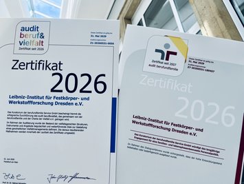 Zwei Zertifikate des Leibniz-Instituts für Festkörper- und Werkstoffforschung Dresden e.V. für „audit beruf&vielfalt“ und „audit berufundfamilie“ mit Gültigkeit bis 2029.