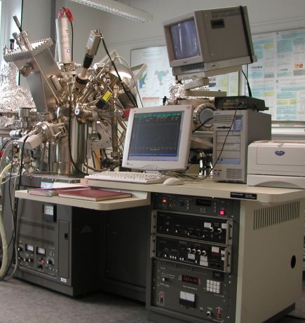 XPS device in our lab