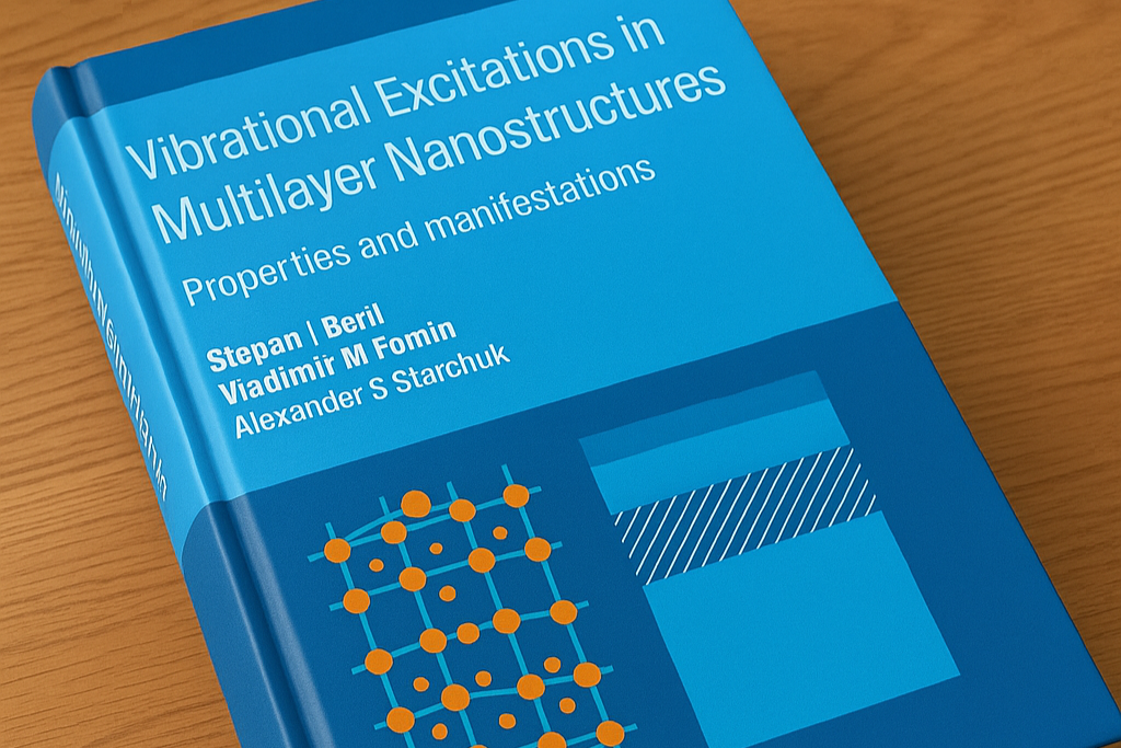Nahaufnahme eines Hardcoverbuches mit blauen Einband.